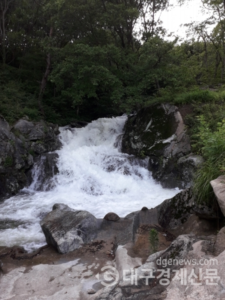 북성 남문에서 흘러나오는 한천의 발원지 중의 하나.