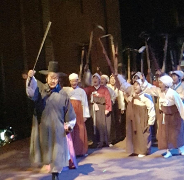 대구코랄의 창작 오페라 '왕산 허위'  합창 모습/ (사진제공=대구코랄)