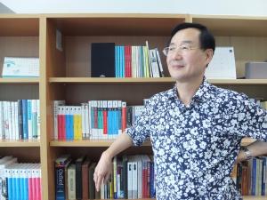 김욱동 서강대 명예교수(영문학) 인터뷰