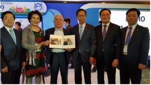 문선명.한학자 총재가 주창한 한일해저터널 '신통일평화로'20